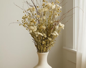 VanCortlandt Farms Everlasting Natural Dried Flowers Ivory Linden Bouquet