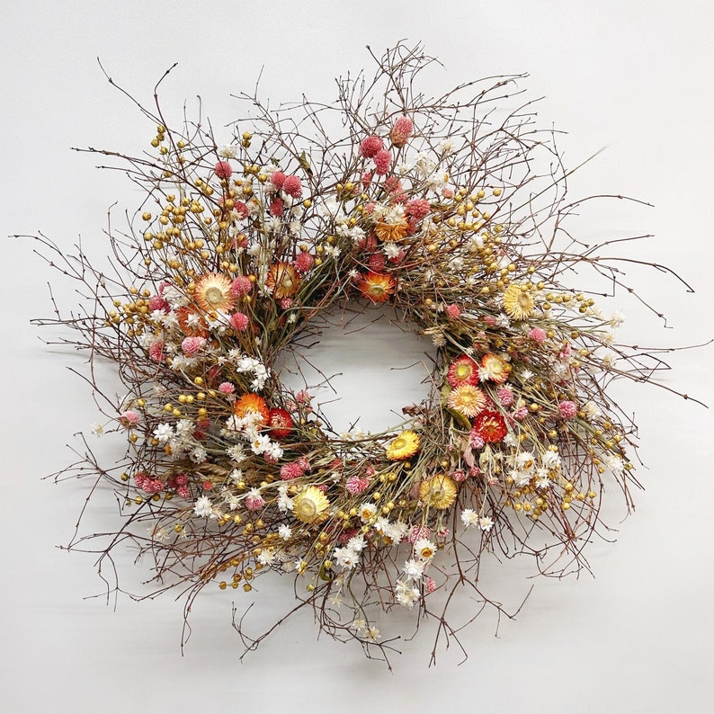 VanCortlandt Farms Natural Dried Flower Handmade Eden Strawflowers Wreath image 1