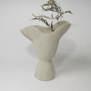 Ceramic sculptural vase