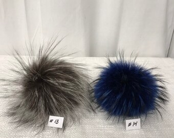 Lot of 2 Large natural and dyed pompoms of 5 to 7 inches diameter # 19 colors real fur pompoms handmade in Quebec