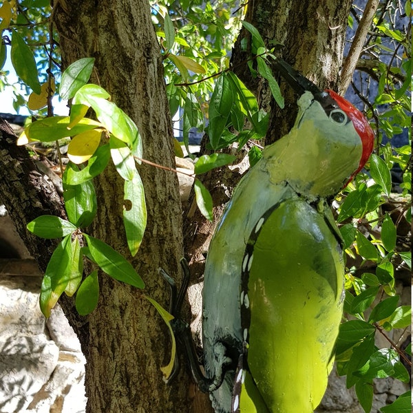 pic-vert en metal recyclé,  décoration de jardin,