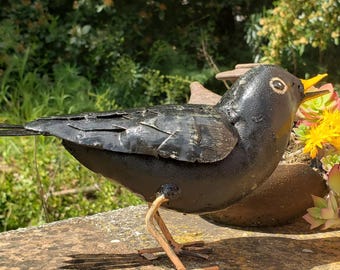 merlo realizzato in metallo riciclato, uccelli da giardino, uccello canoro