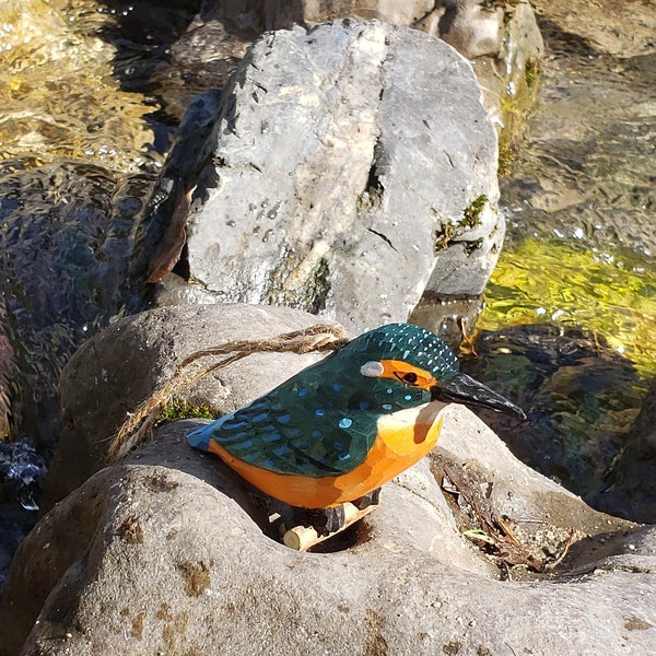 Houten vogel om op te hangen, ijsvogel