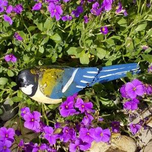 mésange bleue en metal recyclé, oiseaux des jardins image 2