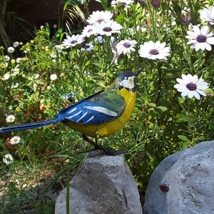 mésange bleue en metal recyclé, oiseaux des jardins image 9