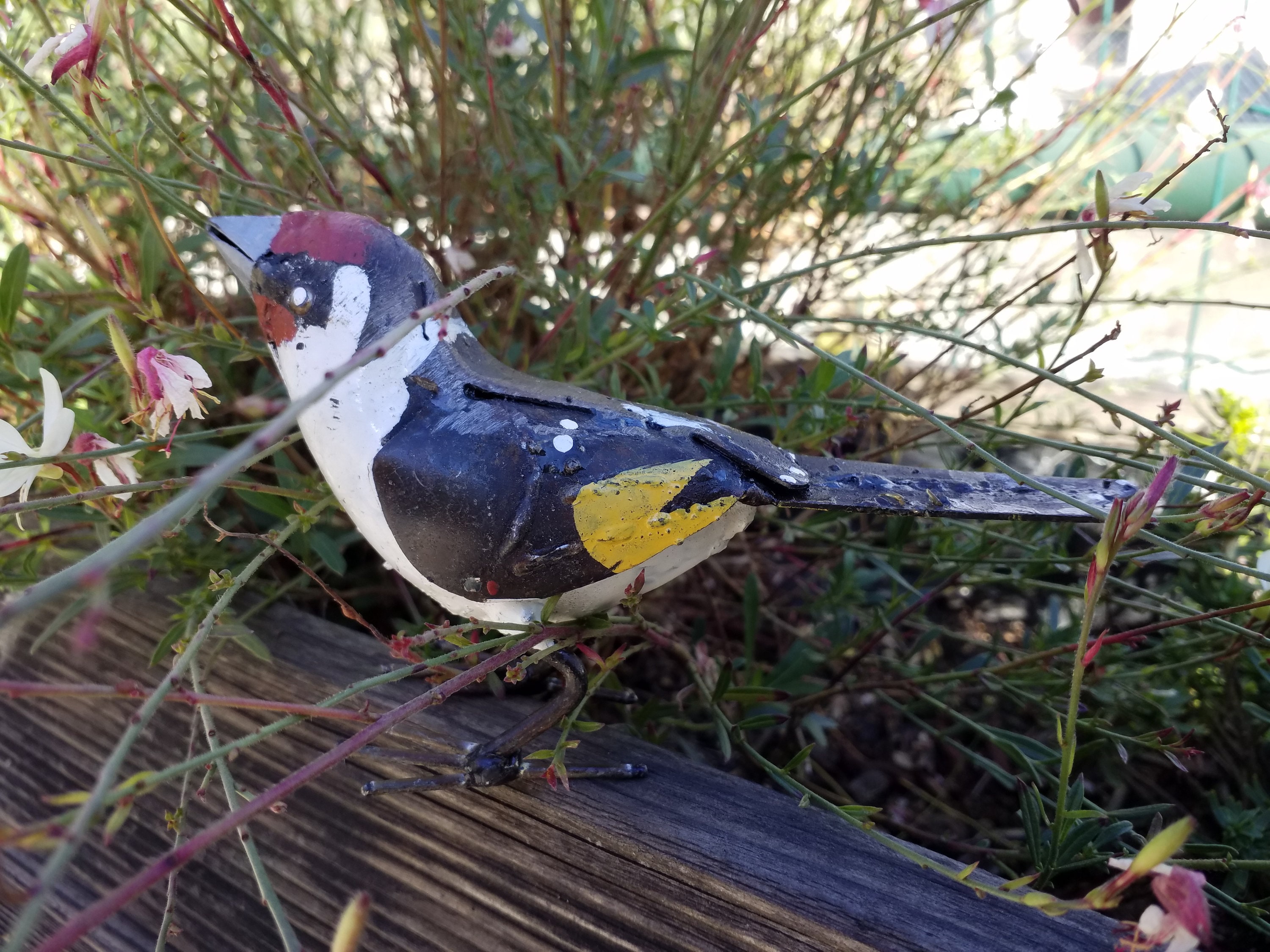 Chardonneret en Metal Recyclé, Oiseaux Des Jardins