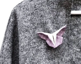 Origami brooch, butterfly in Japanese fabric, origami folding, moth brooch in vintage kimono silk jewelry