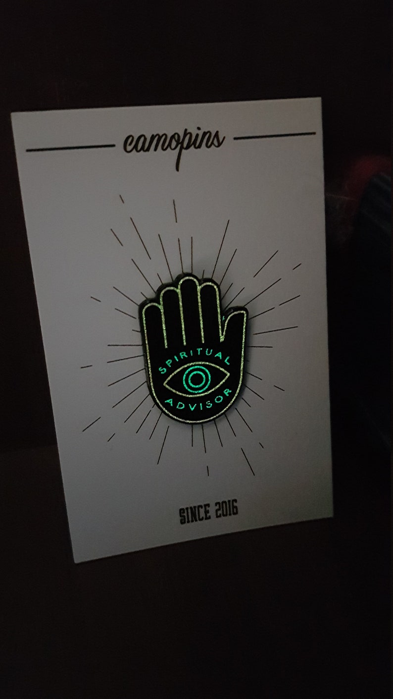 Enamel Pin Mano di Fatima Hamsa Glow In The Dark