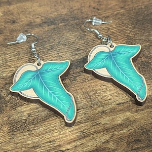 Houten hangoorbellen Leaves of Lórien