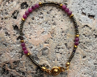 Violeta Ruby Bracelet, Minimal Ruby Beaded bracelet, Dainty Layering Seed Bead Bracelet, Terra Rosa