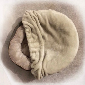 Washable Pet Plush Bed Covers image 1