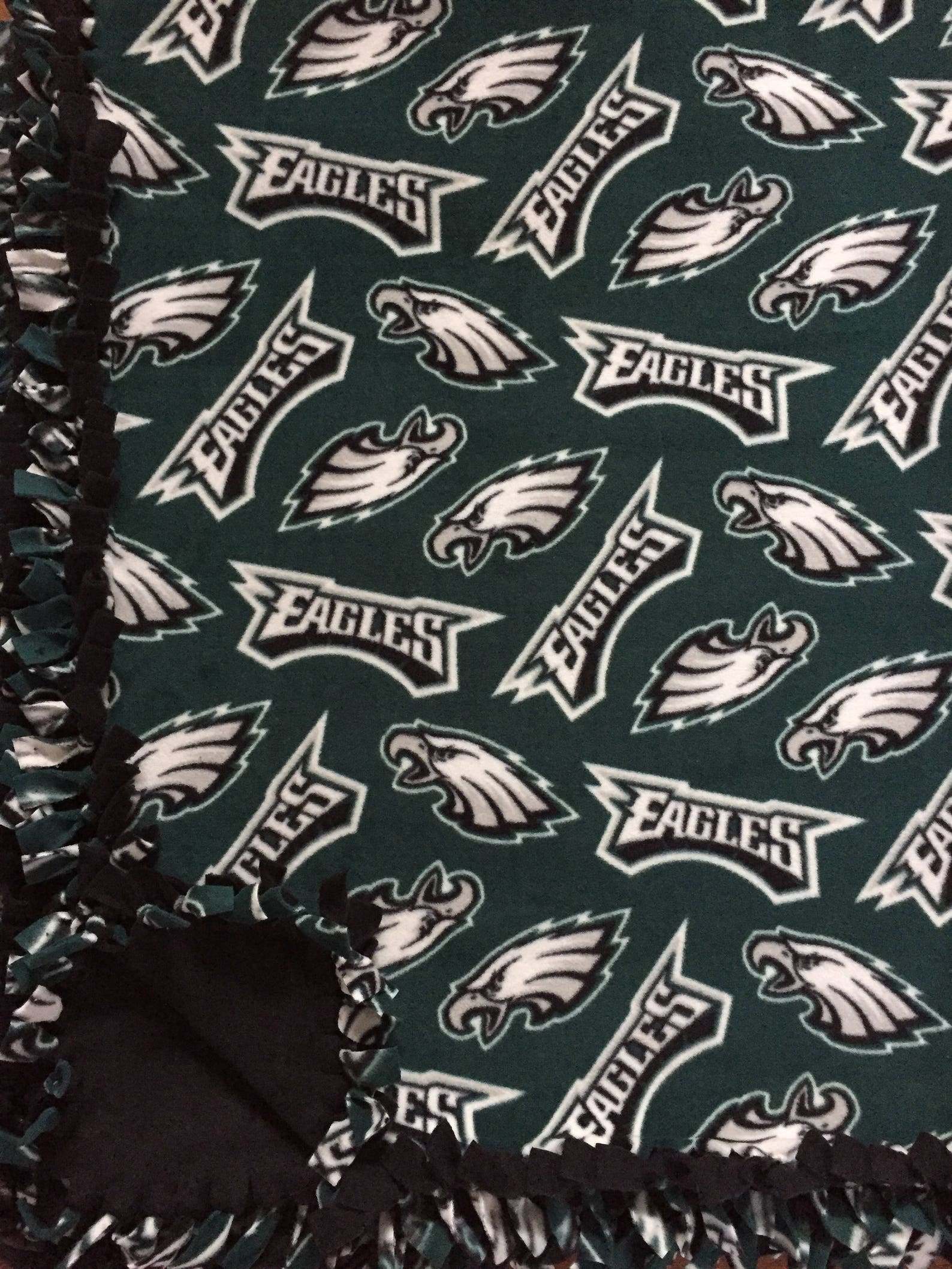 LARGE Philadelphia EAGLES NFL Fleece Tie Blanket 55x65 Etsy