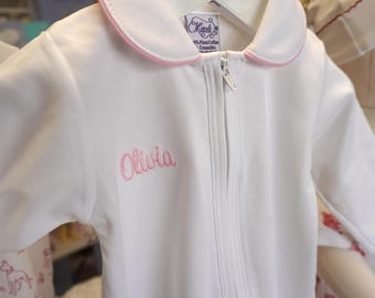 Białe dziecięce skarpetki Pima Footie z kolorowym kołnierzem i dwustronnym zamkiem błyskawicznym z przodu // Różowe wykończenie