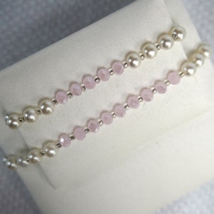 Ensemble de bracelets mère et fille – Perles blanches et perles de Murano roses