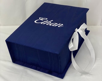 Moiré Baby Keepsake Box Medium Size // Baby Storage Box, Personalized Box, Custom Keepsake Box, Baby Girl Gift Box, Box with Name