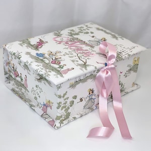 Nursery Toile Baby Keepsake Box Medium Size  // Baby Keepsake Box, Personalized Box, Custom Keepsake Box, Baby Girl Gift Box, Box with Name