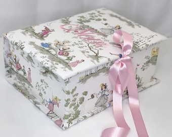 Medium Keepsake Baby Box in the Nursery Rhyme Over the Moon Toile// Baby Keepsake Box, Personalized Box, Custom Keepsake Box
