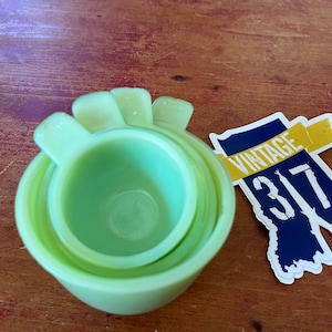 Vintage Jadeite Nesting Measuring Cups Set of 4 Jeannette Jadite Tab Handle