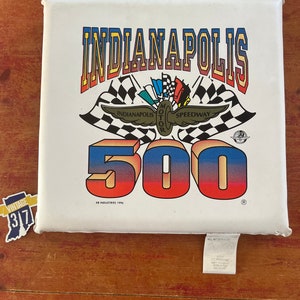 Vintage 1996 Indy 500 Seat Cushion   Indianapolis Motor Speedway  Buddy Lazier Winner aprox 14” x 14”