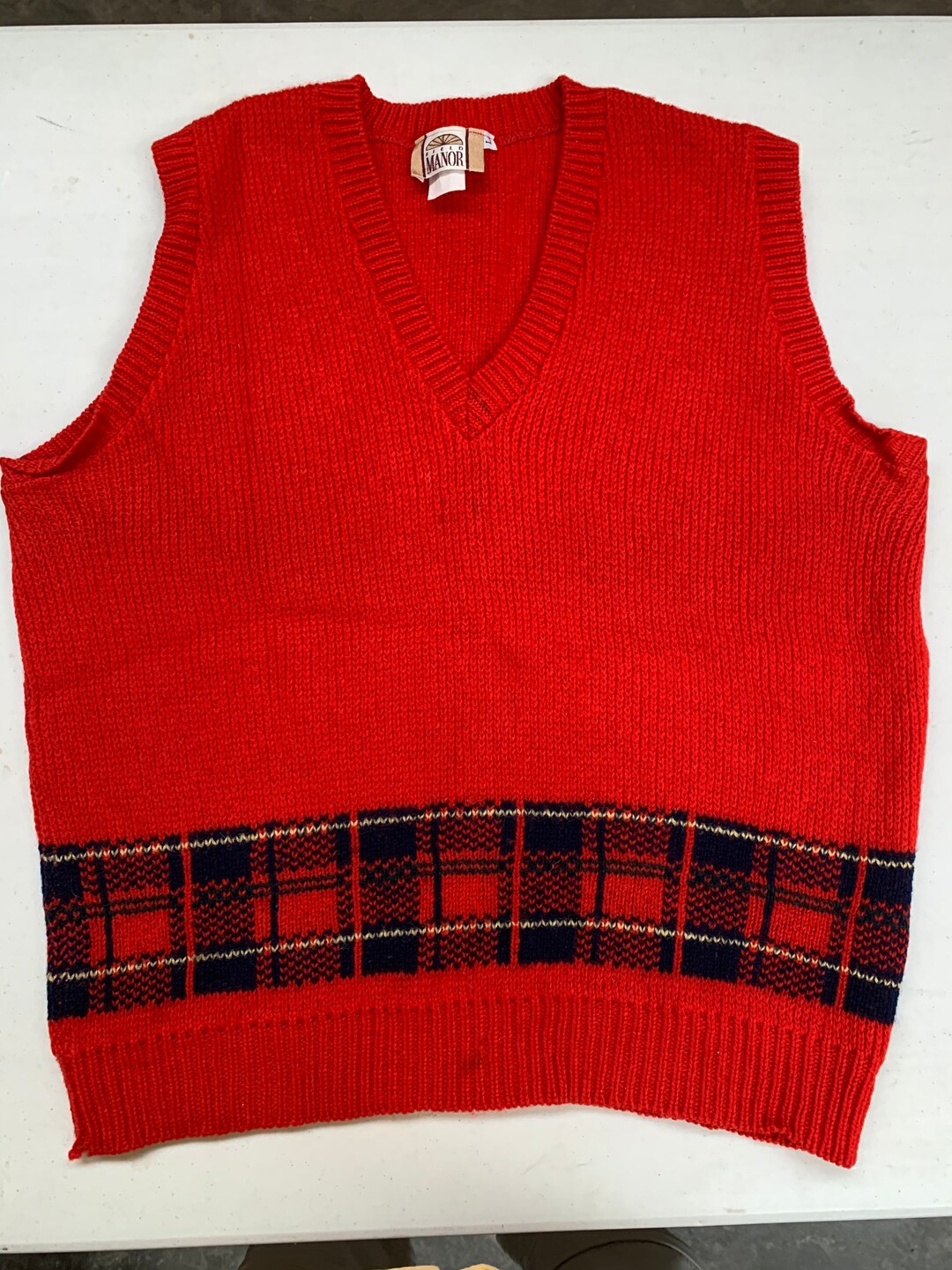 Vintage Shetland Wool Mens Sweater Vest Red Black Plaid Made USA Large