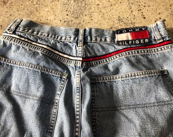Vintage Distressed Tommy Hilfiger Jean Shorts ** Size 30 ** Big Pockets ** 90s Style **