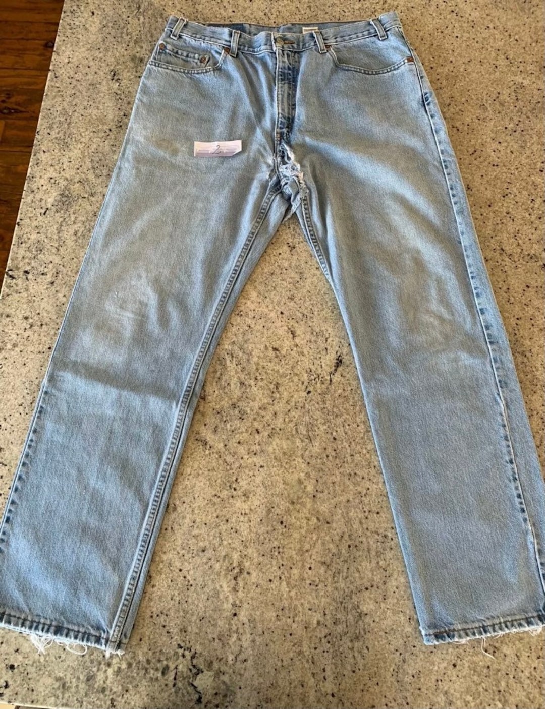 VTG Vintage LEVIS 505 Regular Fit Straight Leg Distressed Jeans 38