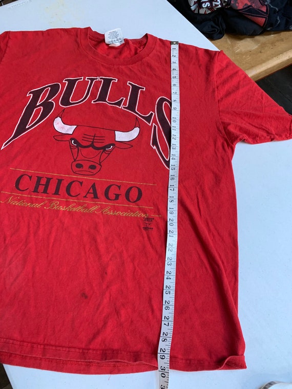 Vintage 90s Chicago Bulls T Shirt Size XL Quality… - image 6