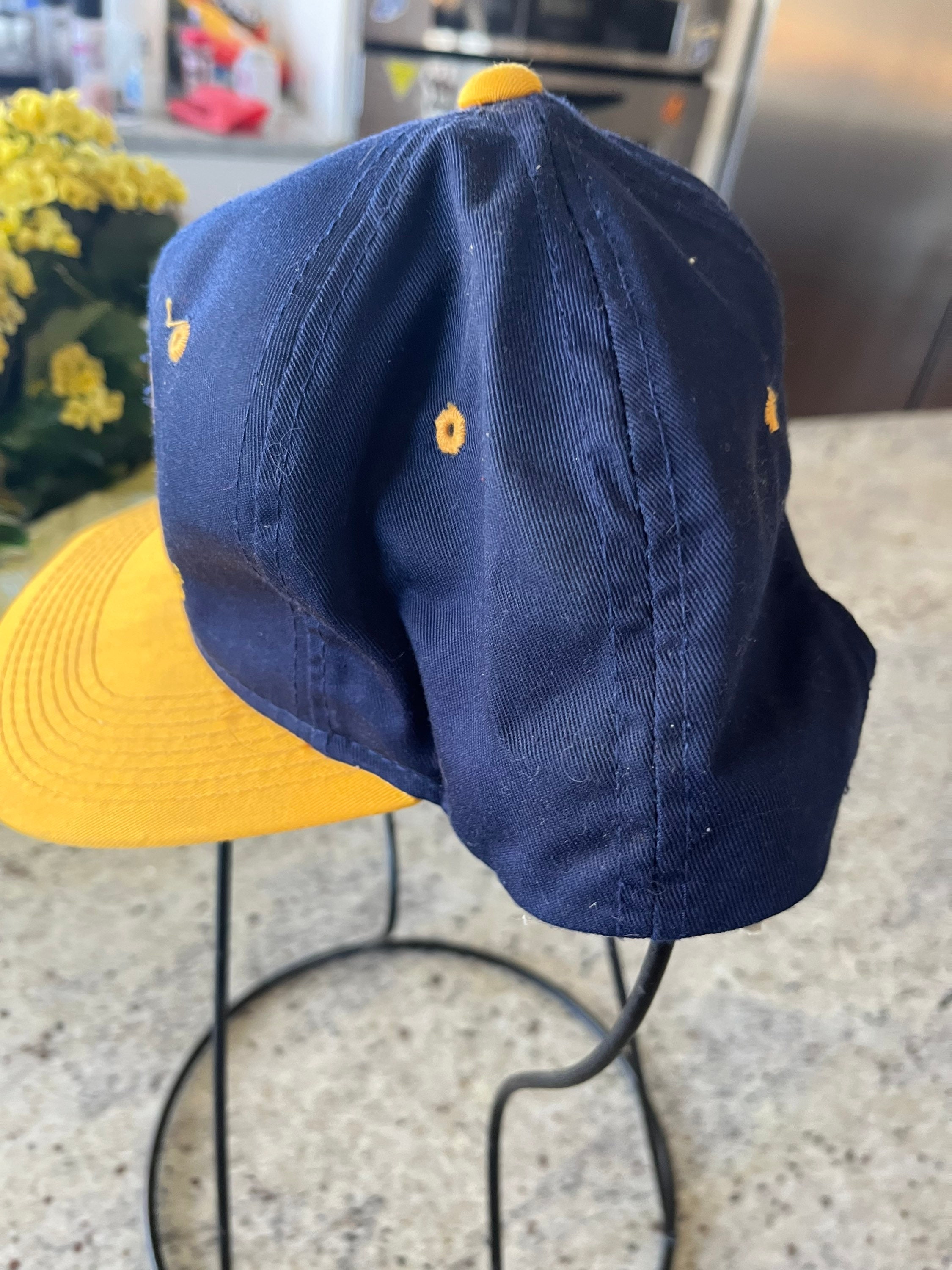 Indiana Pacers NBA Vintage 90's J.H. Design Genuine Leather Strapback Cap  Hat