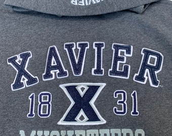 Xavier Musketeers Hoodie Sweatshirt Size Small Quality Stitched Letters EUC Excellent Condition