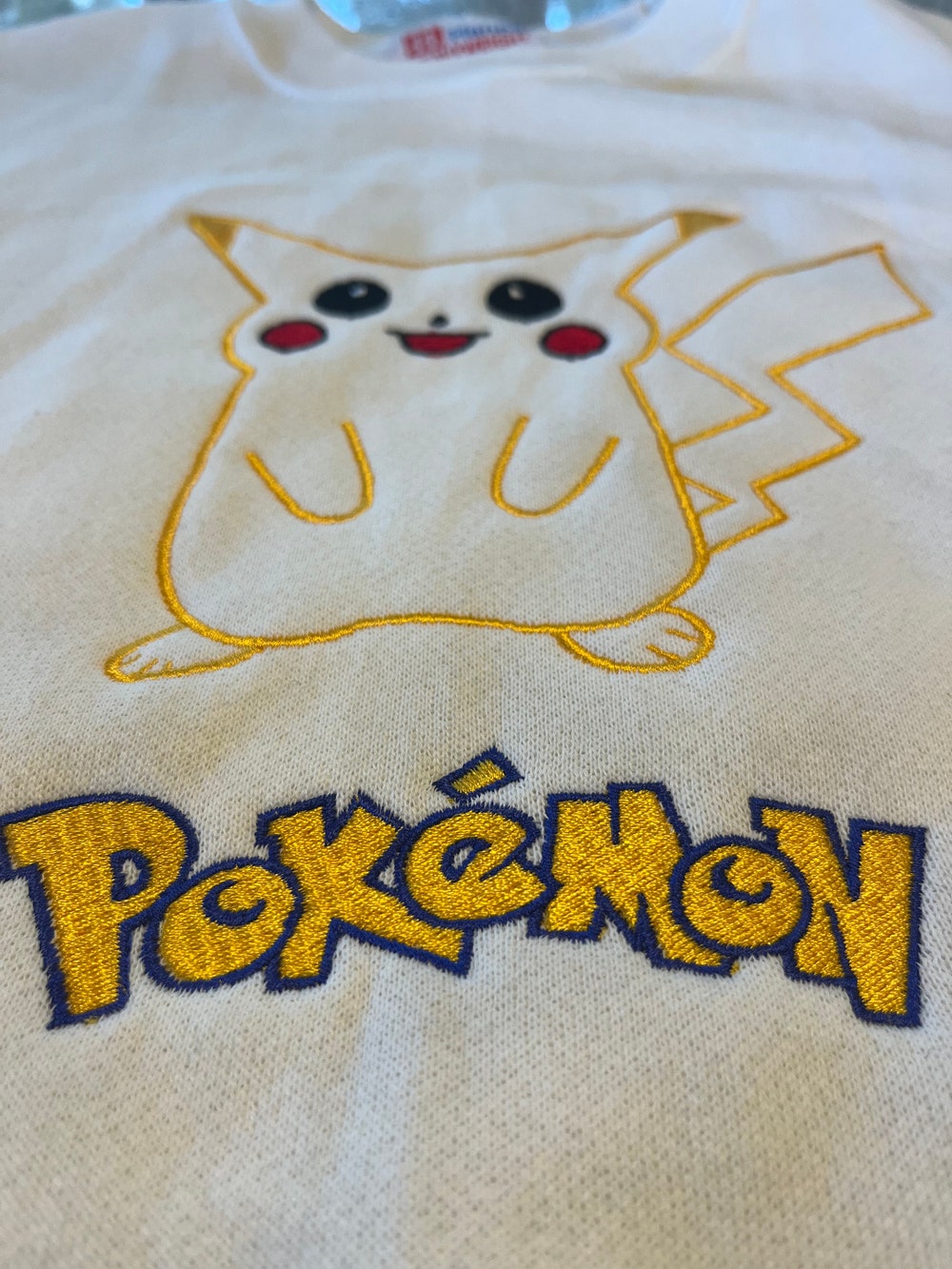 Vintage Pokémon Pikachu Crewneck Sweatshirt Size Small Quality Embroidered Graphic Nice Bespoketshirt Collections