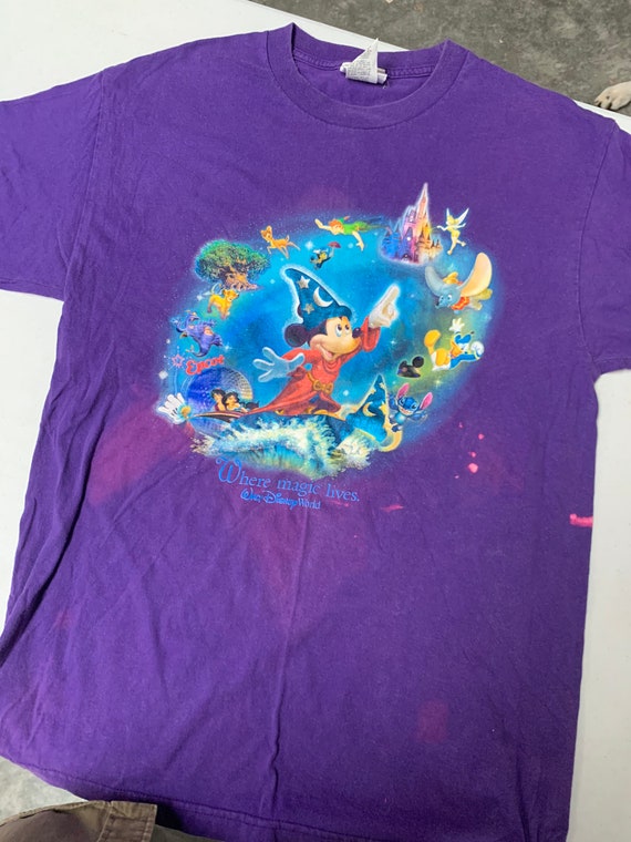 Vintage Walt Disney World Mickey Mouse Magic Kingdom Epcot T Shirt