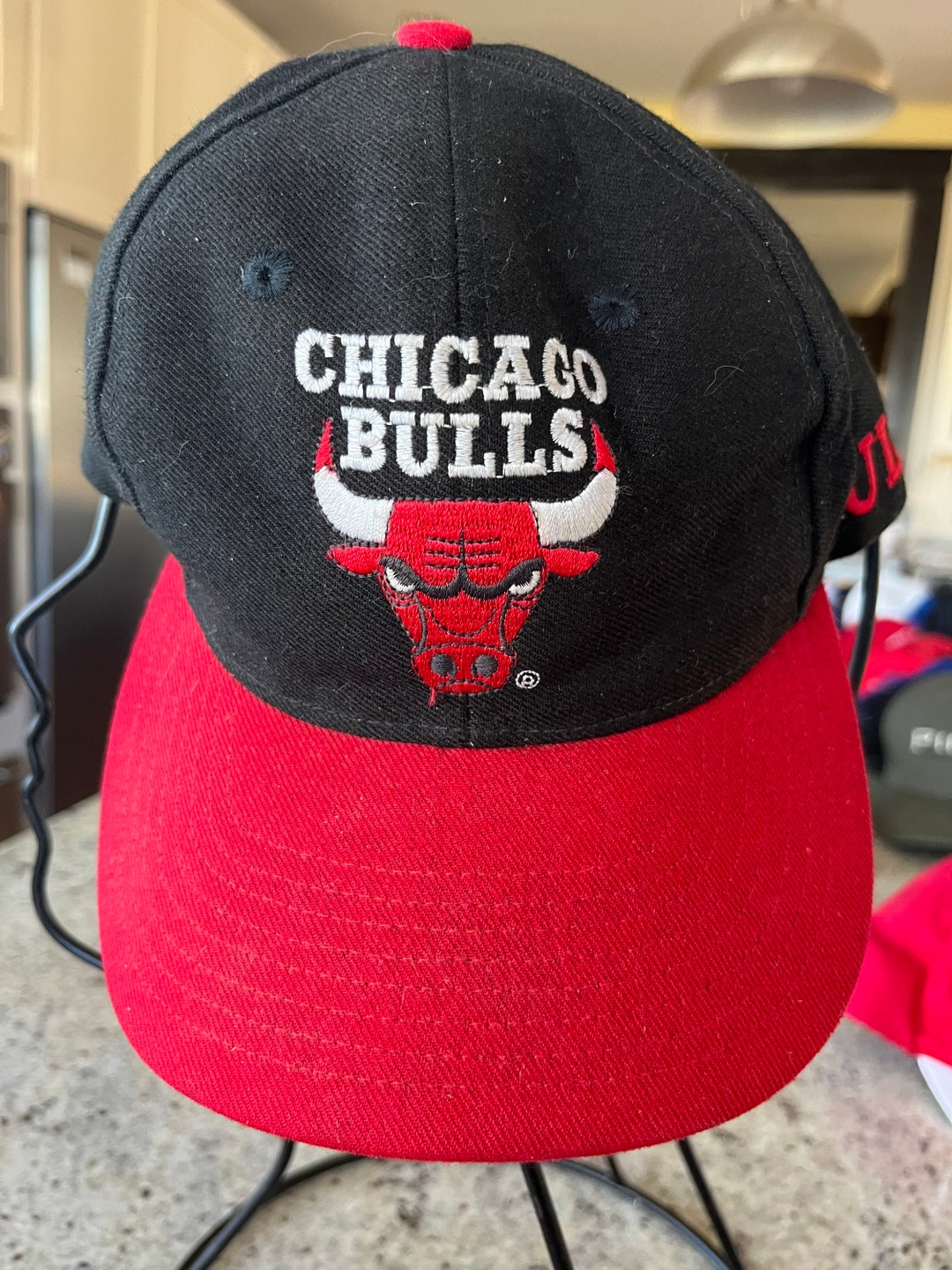 Vintage Chicago Bulls Snapback Hat Cap Quality Embroidered