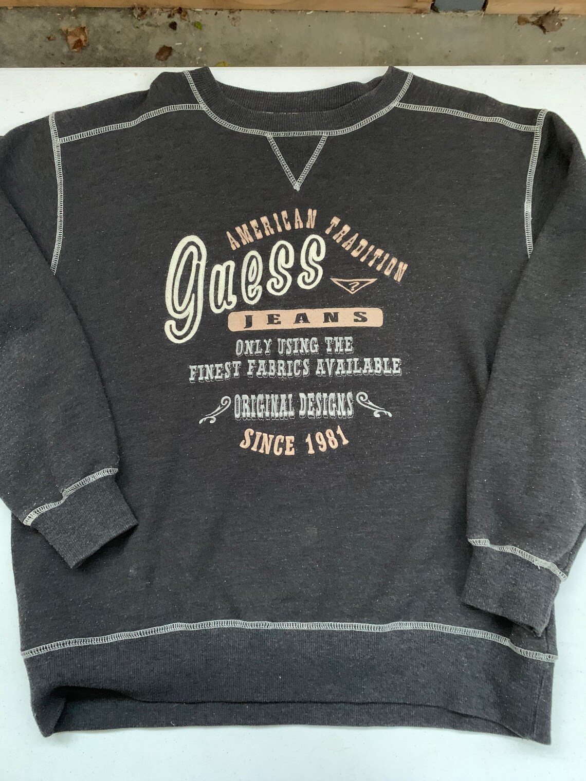 guess jeans sweatshirt