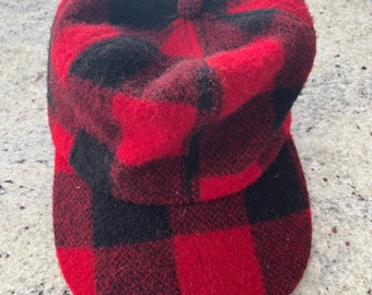 Vintage Buffalo Plaid Red Black Wool Cap Hat Size Small Flaps Quality Made  in USA