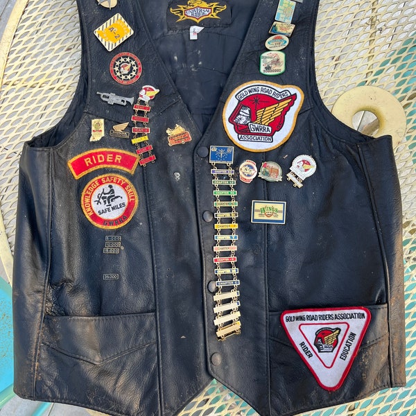 Vintage Black Leather Motorcycle Riding Vest Hoosier Wing Riders Patches Medals Awesome Fits Size Large Made in USA