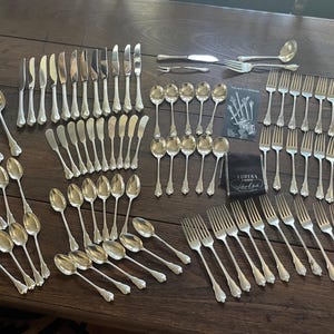 Vintage Wallace Sterling Silver Flatware Set of 10-12 Grand Colonial 83 pieces