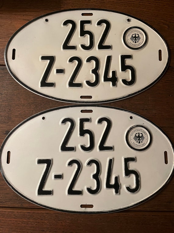 Vintage Pair German Oval License Plates Matching Pair of 252 Z