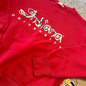 vintage Indiana University Crewneck Sweatshirt Taille Medium Unique Graphic Logo Classic Red & White