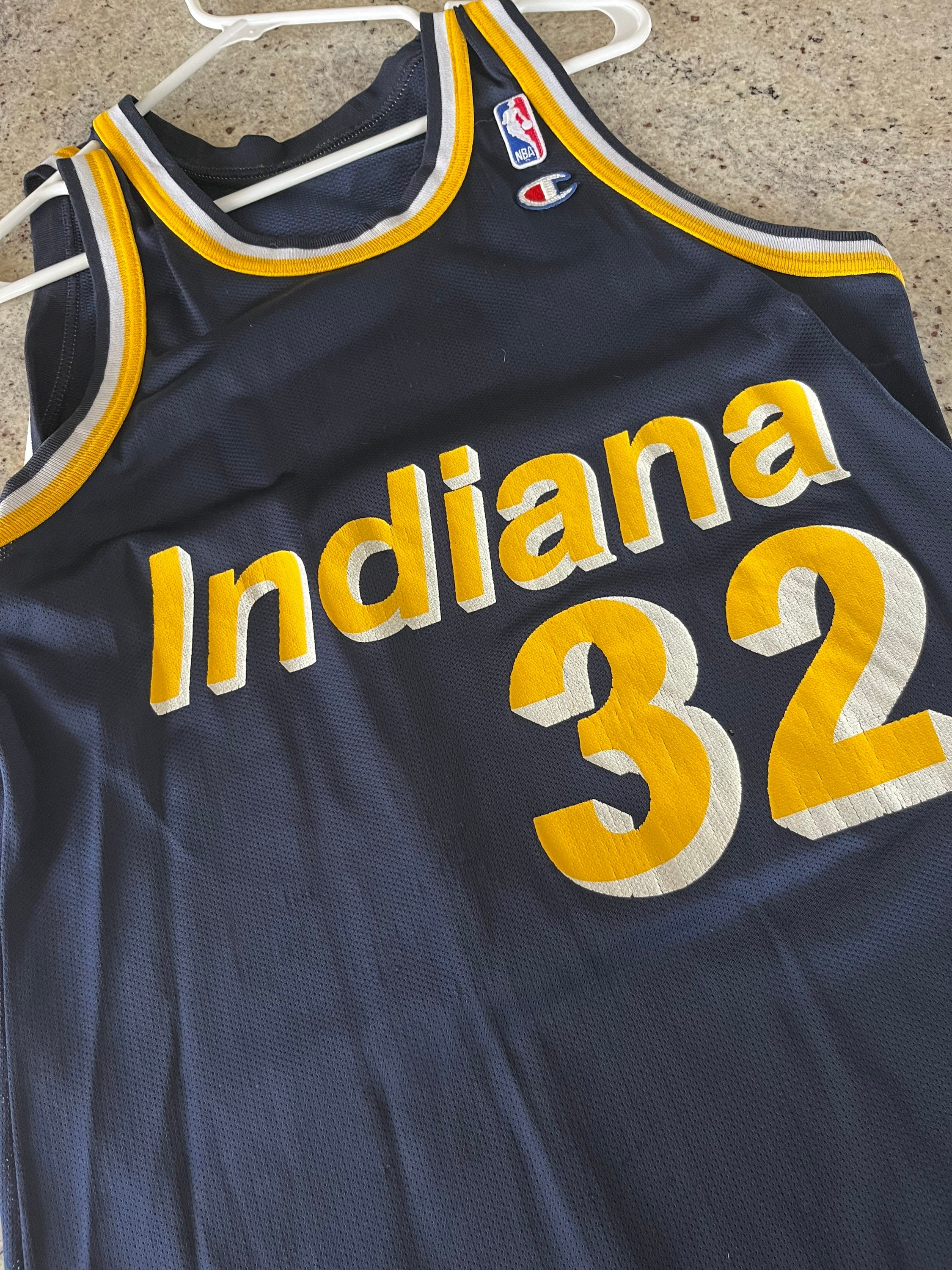 Vintage Indiana Pacers Dale Davis 32 Champion Jersey Mens 