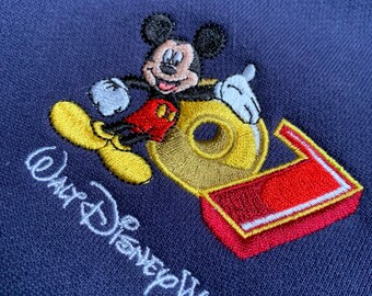 Disney's WORLD OF ENGLISH スウェット Walt Disney World Mickey Mouse Pullover Sweatshirt 1/4 Zip