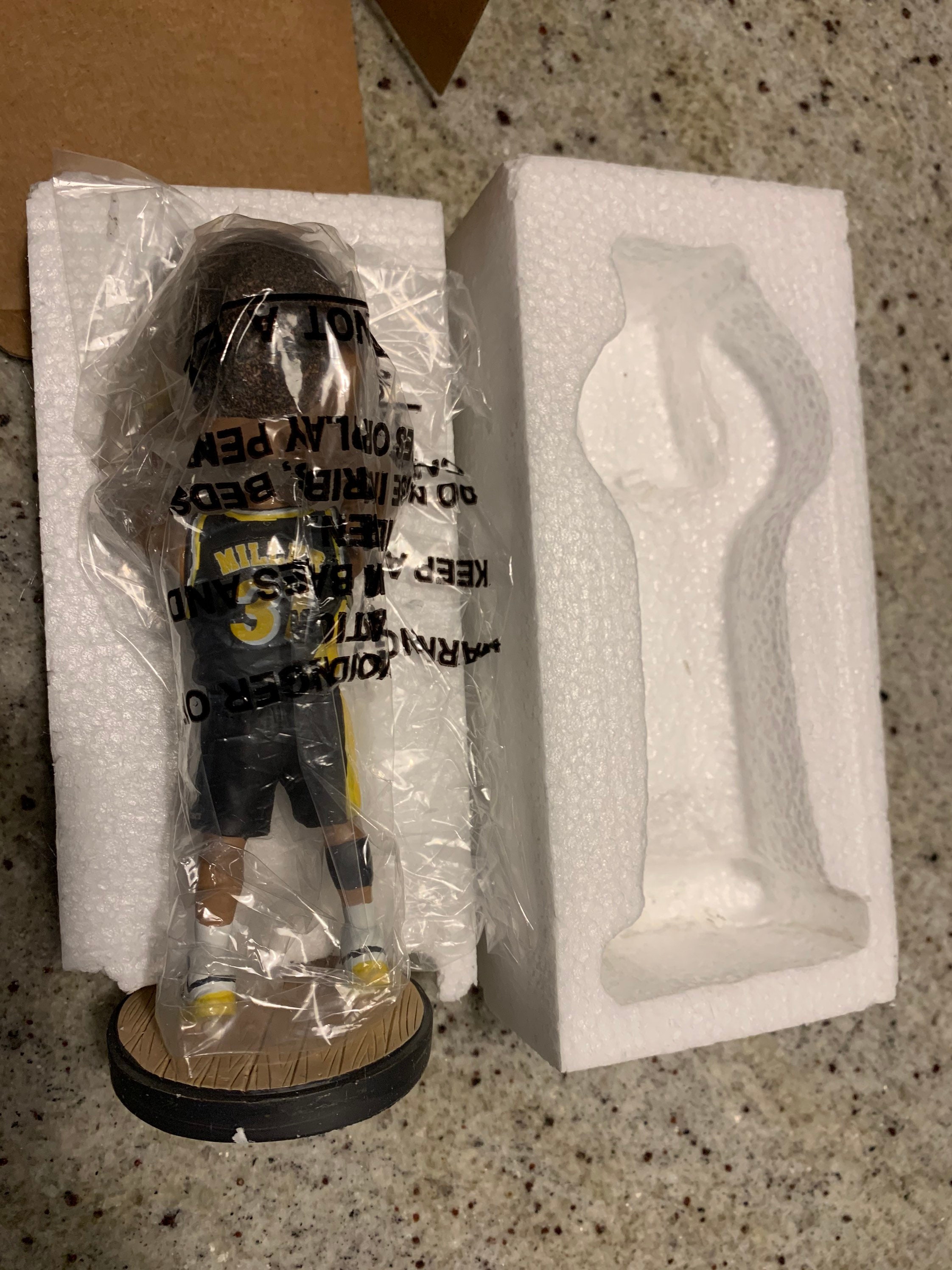 限定版 90年代 レジー・ミラー インディアナ・ペイサーズ ボブルヘッド