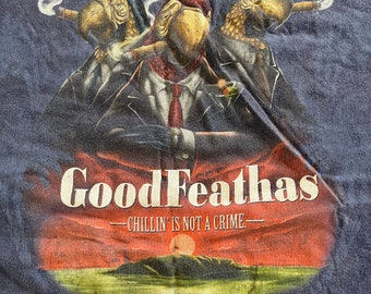 Vintage Tommy Bahama Good Feathas Chillin is not a Crime T Shirt Size Large Awesome Graphic Cigar Martini Double Sided
