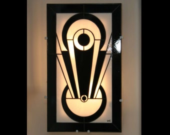 Art Deco Tiffany Stained Glass Wall Sconce "Tamara"