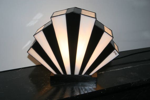 Art Deco Tiffany Stained Glass Lamp 1928 Flabellum Black and White