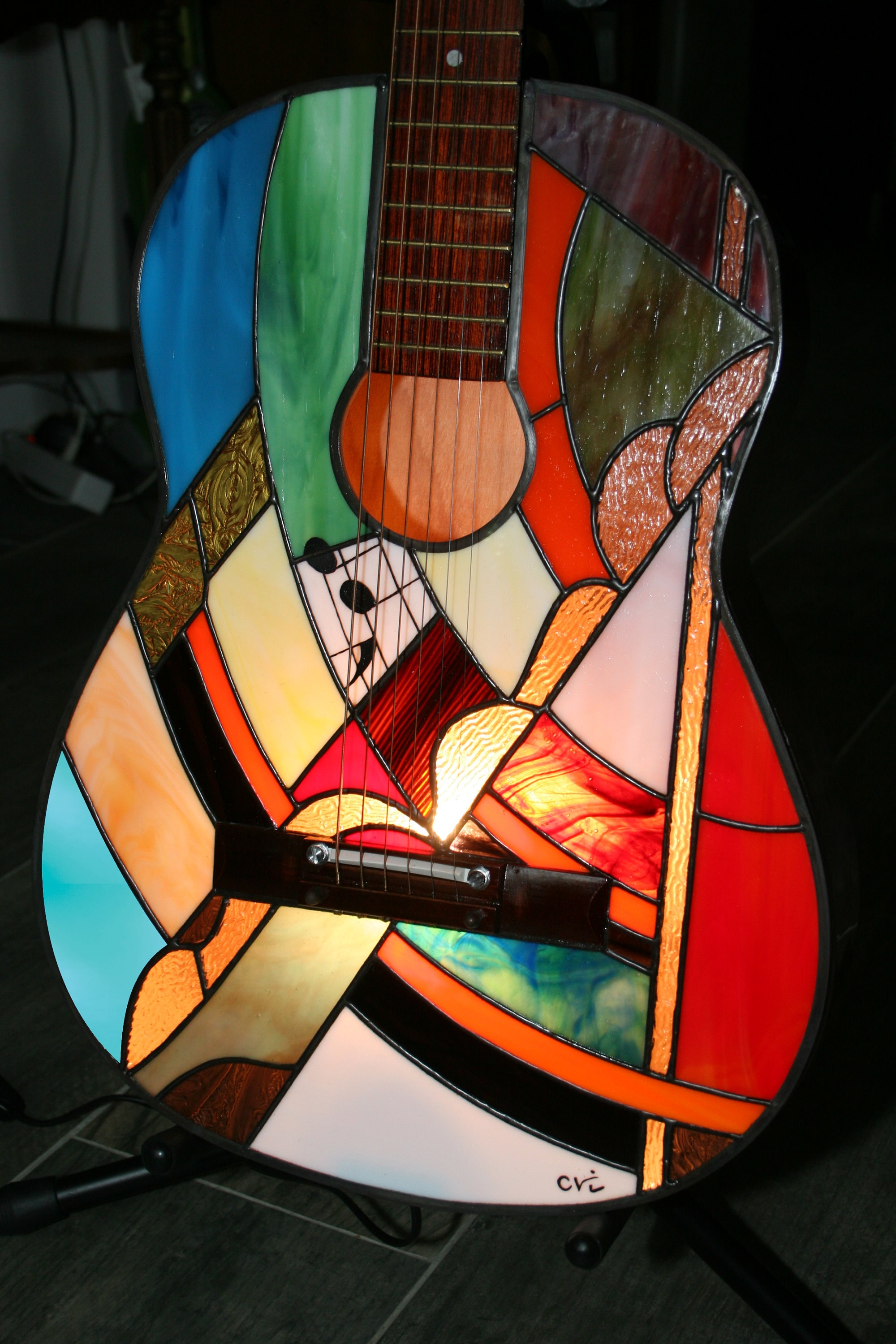 Lamp, floor lamp, Tiffany stained glass wall lamp...??? Guitar lamp N 11