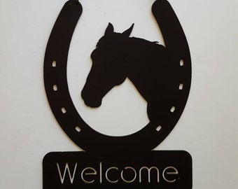 Horse Welcome Sign. Horseshoe Metal Wall Art.  Horseshoe Welcome Sign. Western Wall Art. Ranch Decor. Home Decor. Rustic Welcome Sign.