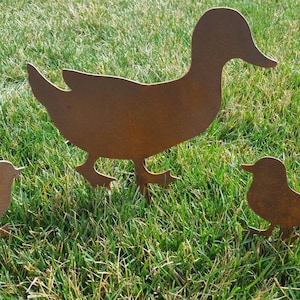 Duck and Ducklings. Metal Art. Garden Art. Rusty Metal Garden Decor. Duck, Ducklings Decor. Vintage Metal Decor. Home Decor.