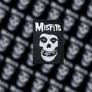 MISFITS ホラービジネス刺繍パッチ / アイロン接着アップリケ