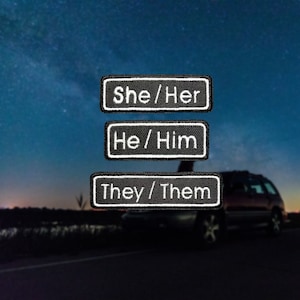 NEW! Pronoun Badges!