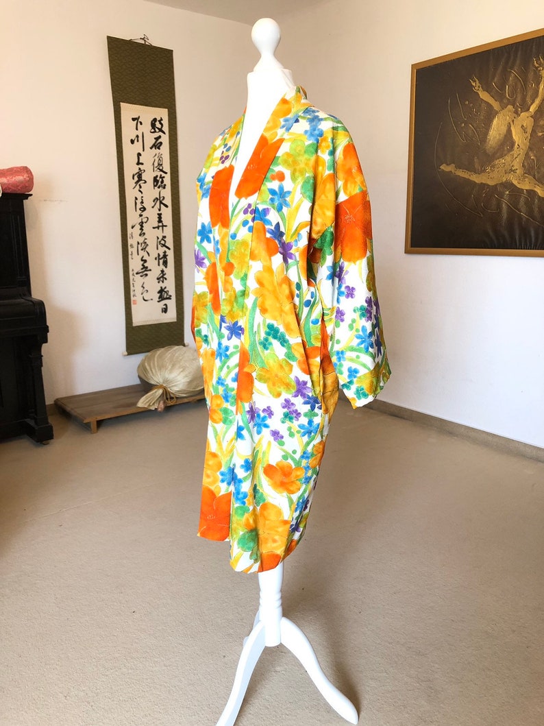 Beautiful kimono silk jacket with colourful floral pattern made from vintage silk kimono Kimono cardigan Haori colurful silk jacket